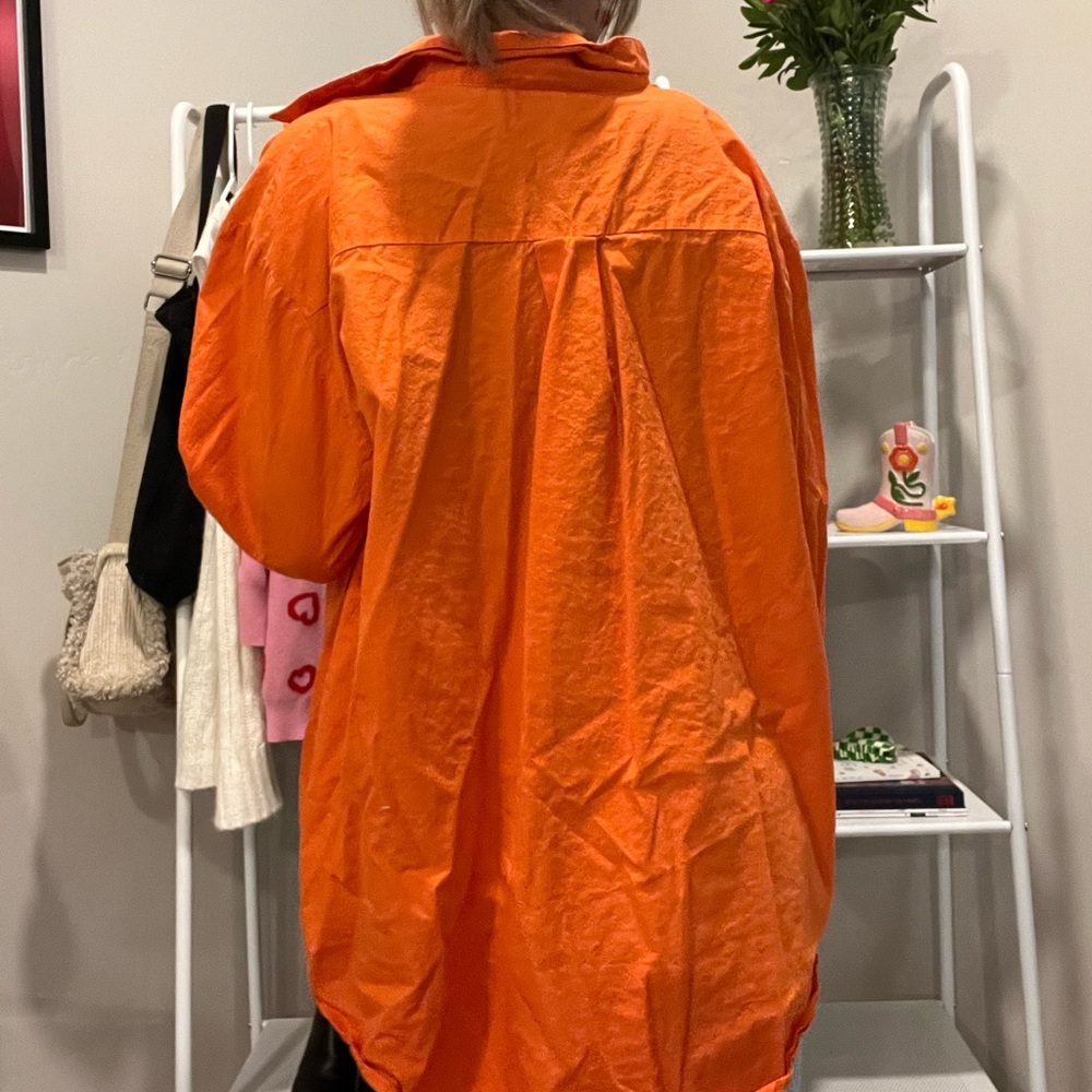 WHITE FOX ORANGE BUTTON DOWN - Picture 3 of 3